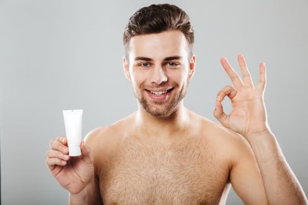 6 Tips bagi Pria Agar Gak Malas Menggunakan Skincare, Rutin!
