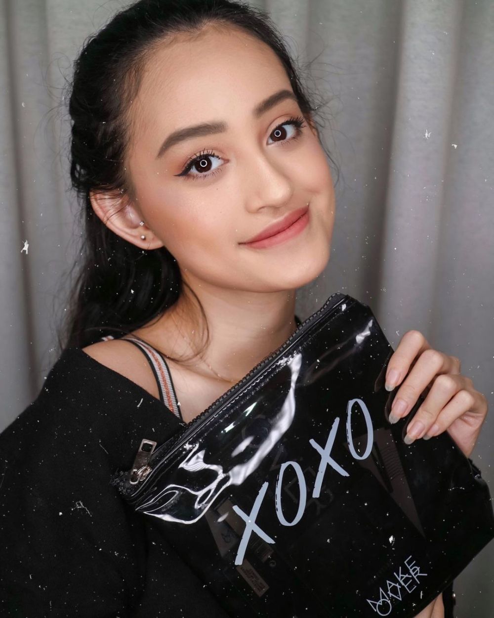 9 Inspirasi Natural Makeup Look ala Nadya Aqilla.