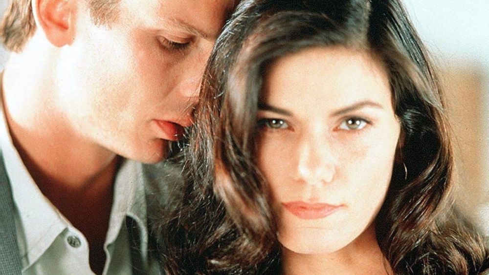 7 Rekomendasi Film Erotis Thriller Tahun 90an, Plotnya Super Twisted!