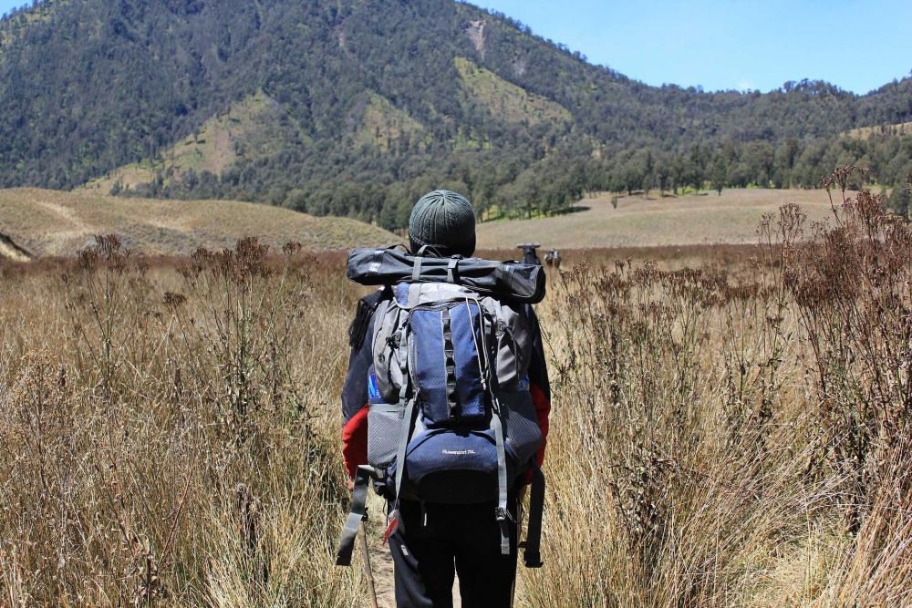 Status Gunung Semeru Turun, Pendakian Belum Juga Dibuka