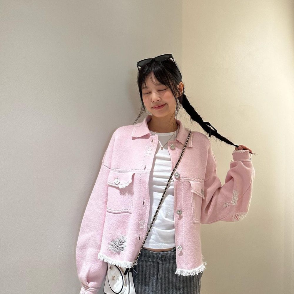 9 Mix and Match Outfit Pink ala Member BLACKPINK, Chic Buat OOTD!