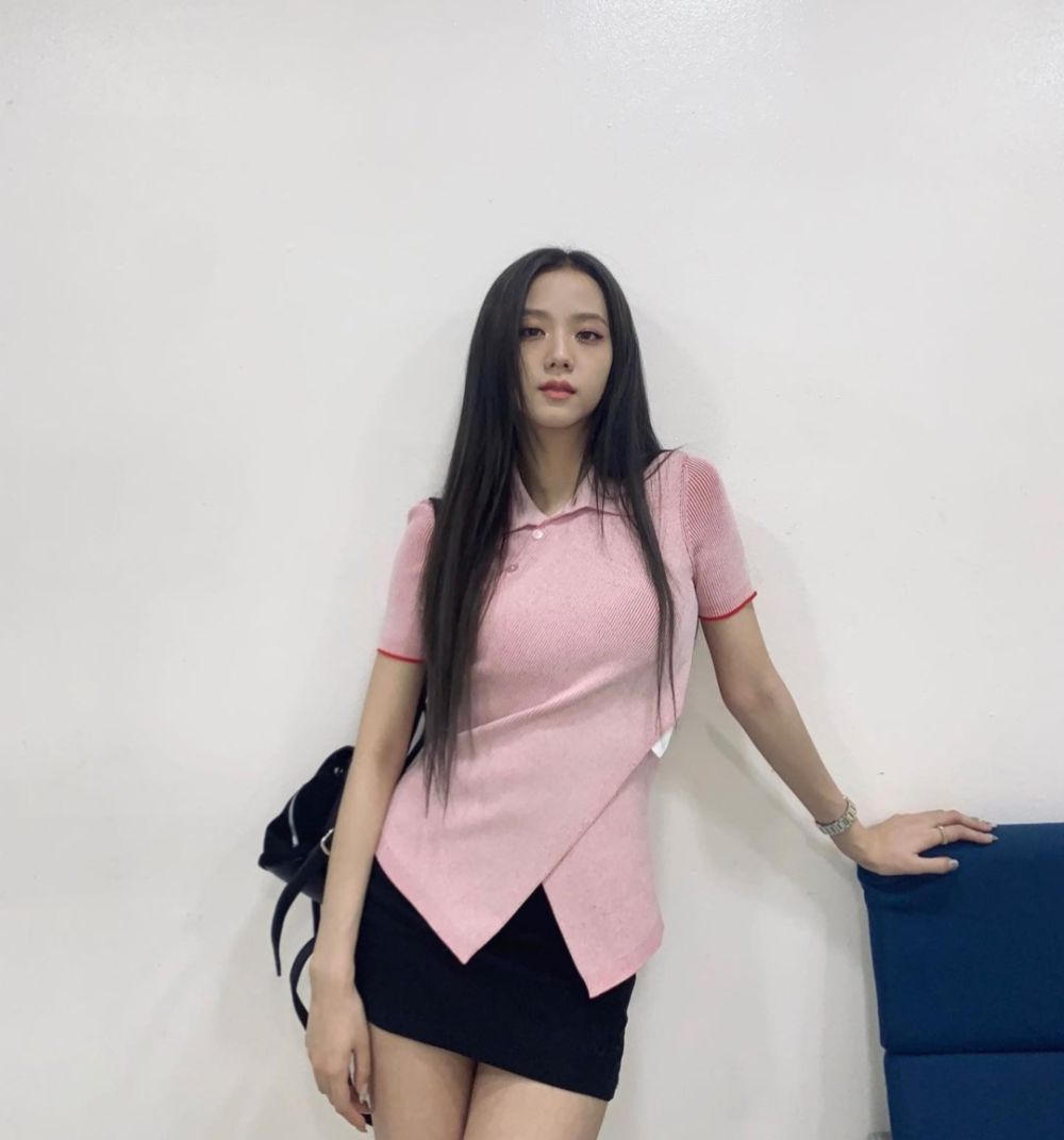 9 Mix and Match Outfit Pink ala Member BLACKPINK, Chic Buat OOTD!