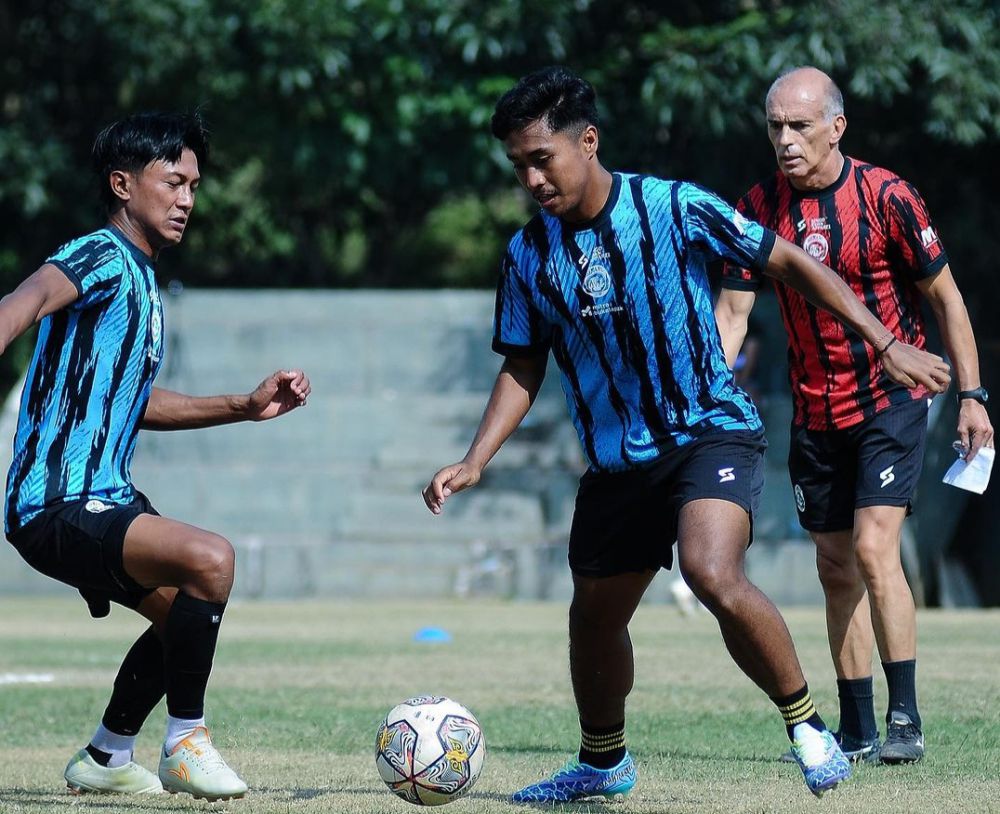 Arema FC Harus Menang Lawan Persib Bandung