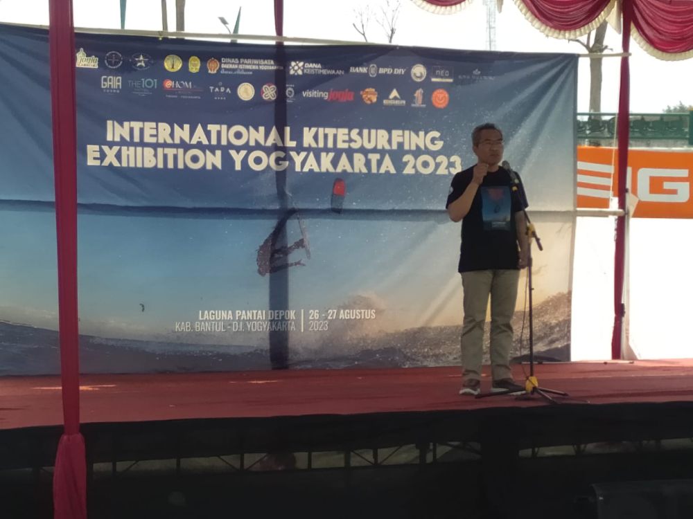Ajang Kitesurfing Internasional Digelar di Laguna Pantai Depok Bantul