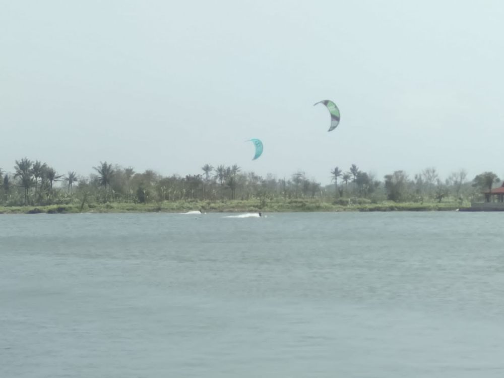 Ajang Kitesurfing Internasional Digelar di Laguna Pantai Depok Bantul