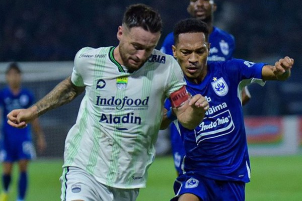 Pelatih Bojan Optimistis Persib Raih Kemenangan Lawan Rans Nusantara