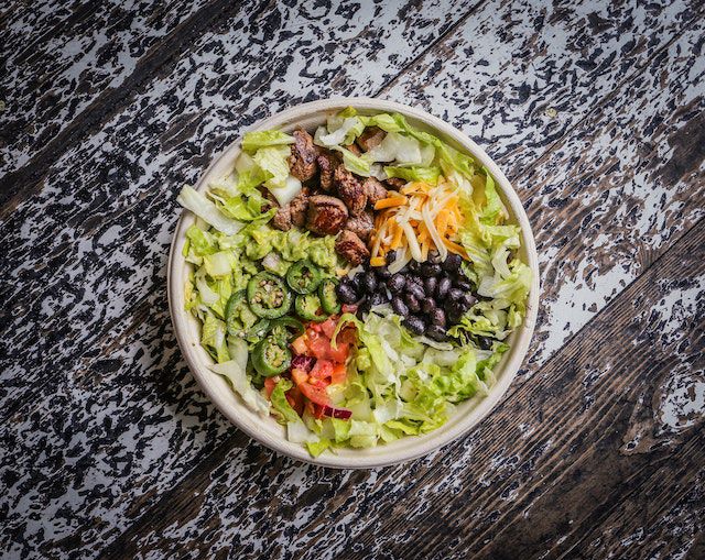 7 Ide Menu Salad selama Seminggu, Sehat dan Nikmat