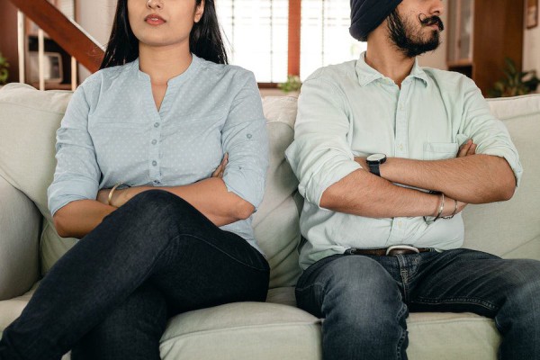 5 Tanda Tersirat Pacarmu Ingin Kamu Meninggalkannya, Coba Peka!