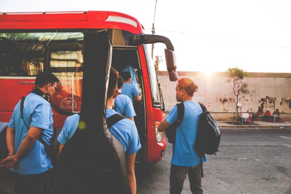 10 Rekomendasi Sewa Bus di Jogja, Catat Nomornya