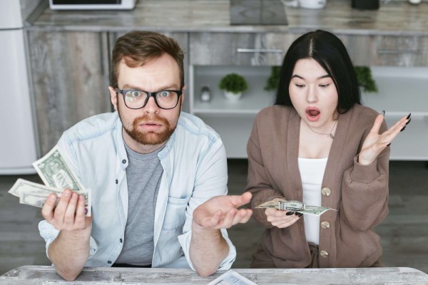 5 Alasan Harta dan Takhta Belum Mampu Bikin Gebetan Luluh Padamu