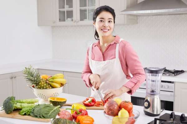 3 Cara Menumbuhkan Minat untuk Masak, Simpel, kok!