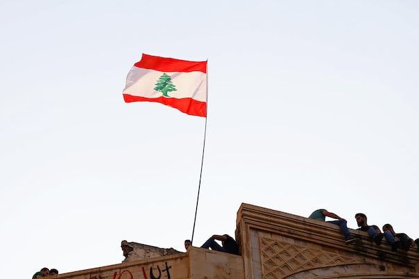 Mantan Gubernur Bank Lebanon Dijatuhi Sanksi AS, Inggris dan Kanada