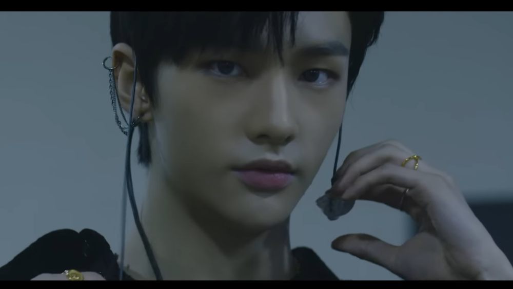 10 Lagu KPop yang Menyertakan Nama Fandom Grup di Judulnya