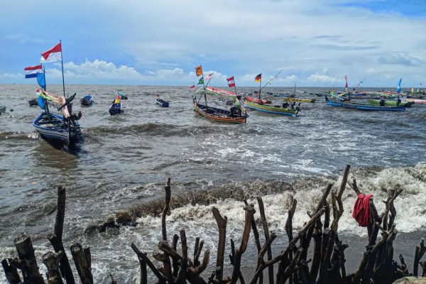 Rekomendasi 5 Wisata Pantai Terbaik di Pasuruan