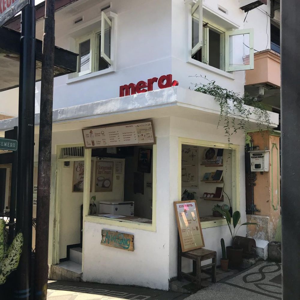 5 Rekomendasi Kafe Vintage di Kampung Heritage  Kayutangan Malang