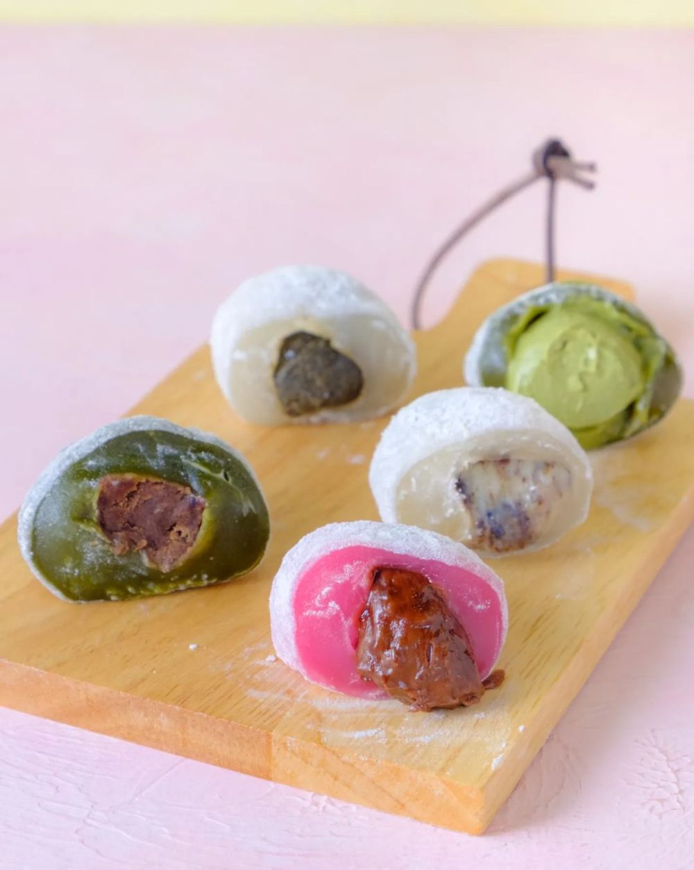 5 Rekomendasi Ichigo Daifuku Mochi yang Lagi Viral di Surabaya