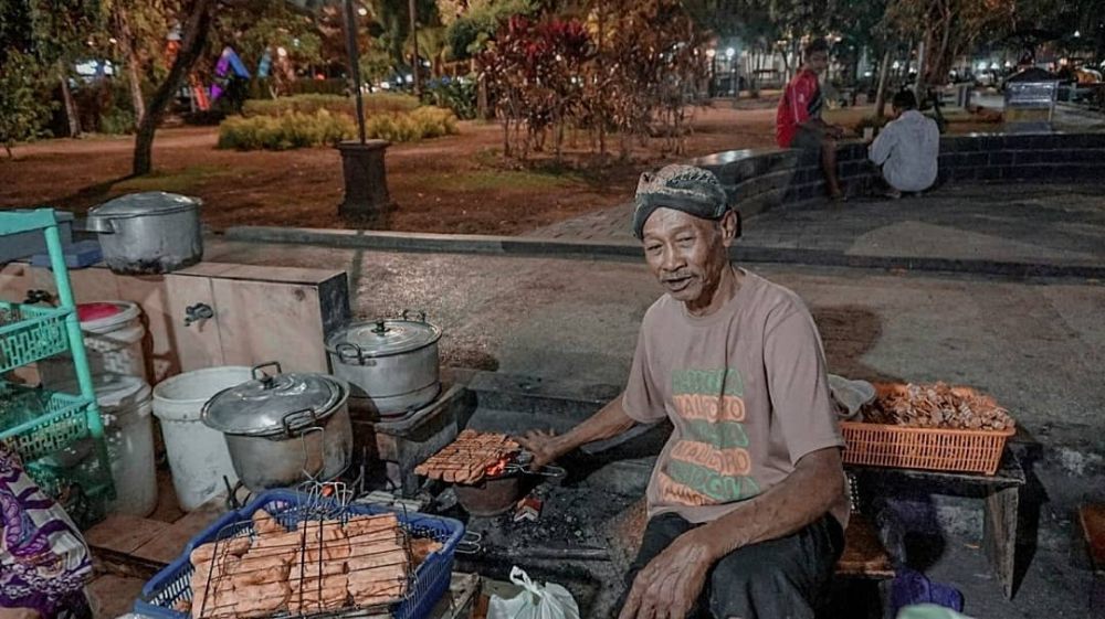 5 Rumah Makan Hits di Sekitar Alun-alun Pacitan