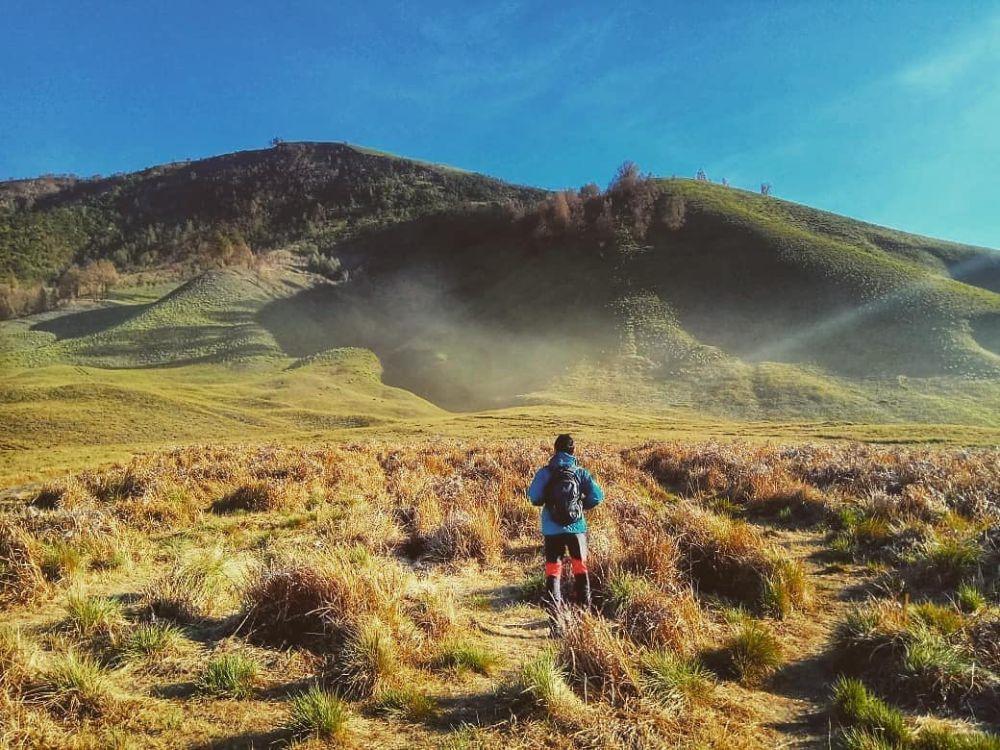 5 Tempat Camping Terbaik di Probolinggo, dari Pantai hingga Bukit