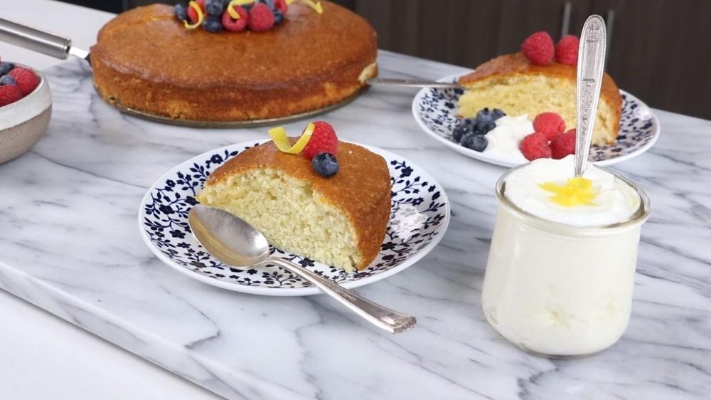 Vegan Yogurt Cake with 3 ingredients