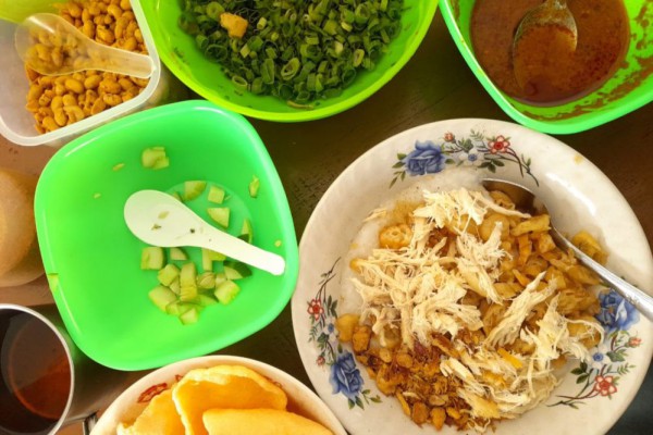 Cocok untuk Sarapan, Yuk Cobain 5 Bubur Legendaris di Tasikmalaya Ini!