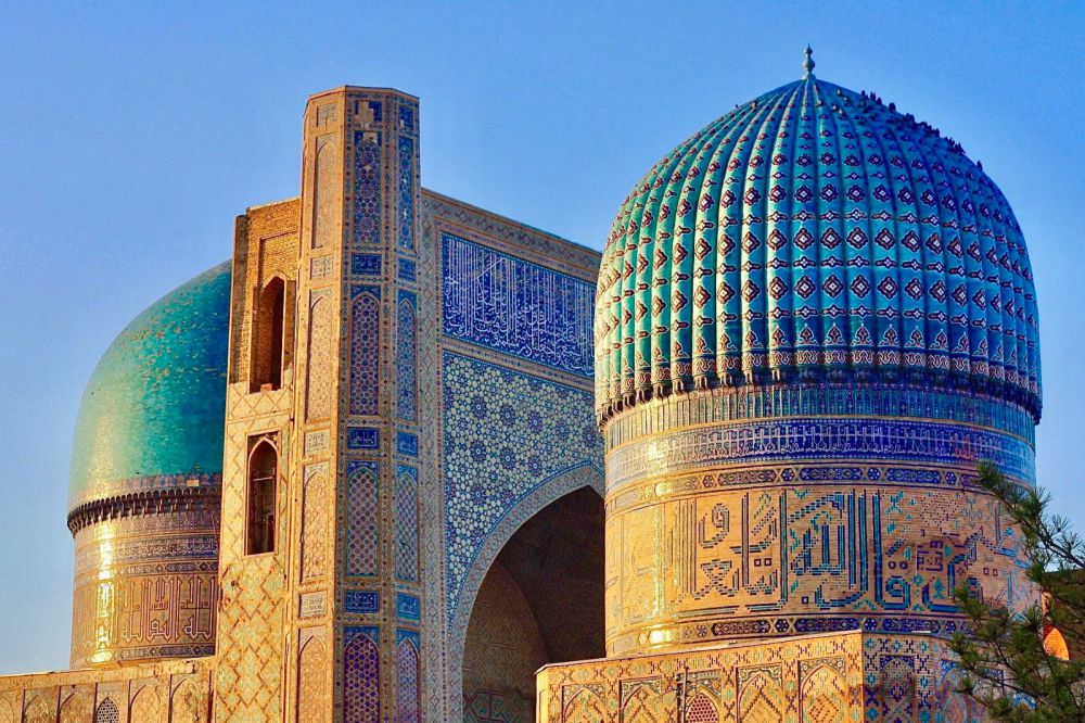 13 Masjid dan Bangunan dengan Arsitektur Indah di Uzbekistan