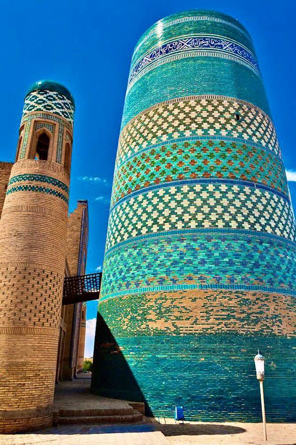 13 Masjid dan Bangunan dengan Arsitektur Indah di Uzbekistan