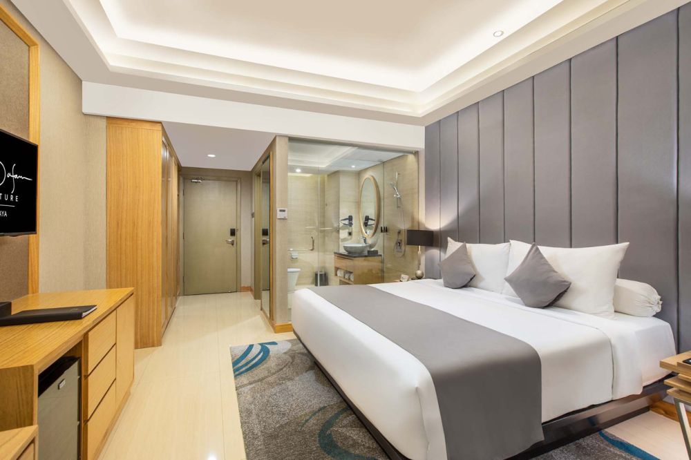 5 Rekomendasi Hotel dengan Fasilitas Sauna di Surabaya