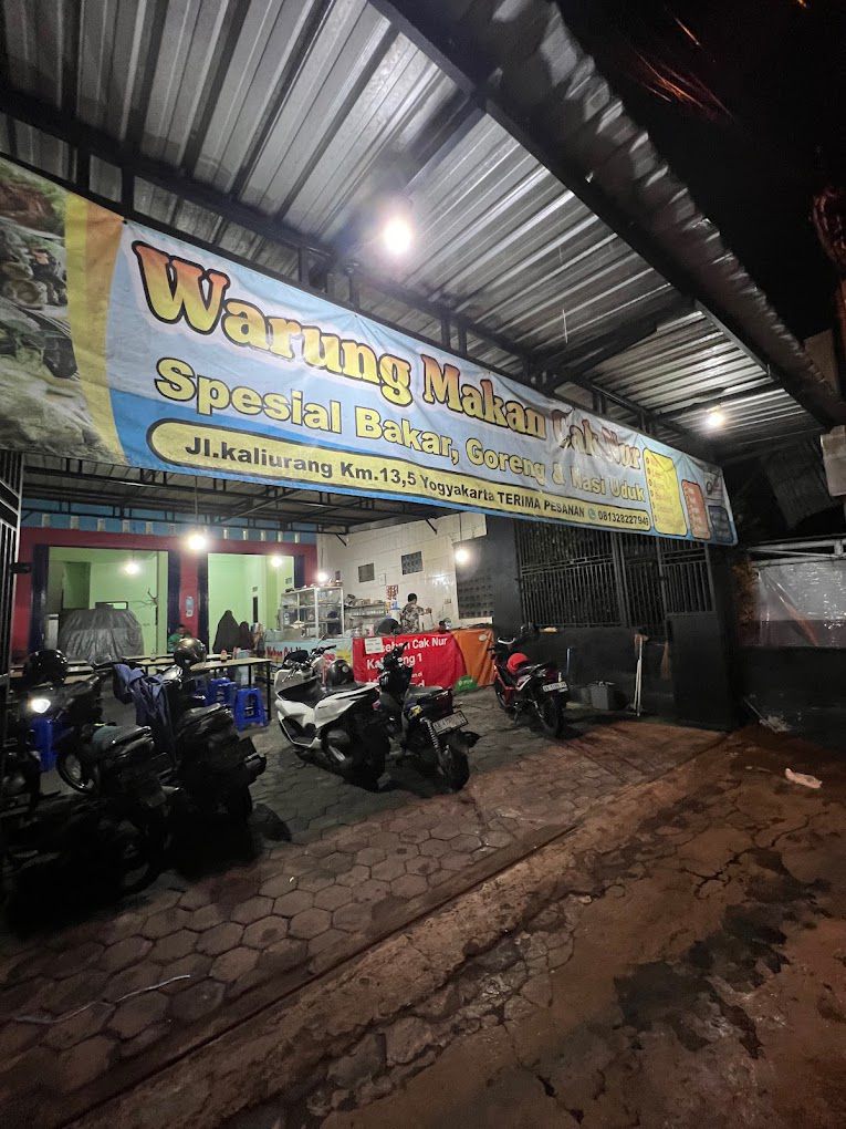 5 Kuliner Malam Dekat UII yang Murah, Enak, dan Bikin Kenyang