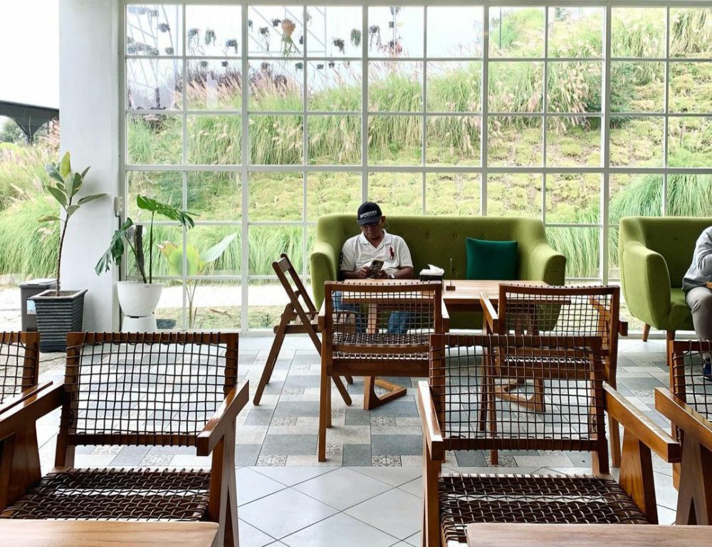 Pesona Langit Pitu by Norine Boyolali, Resto di Lereng Gunung Merbabu