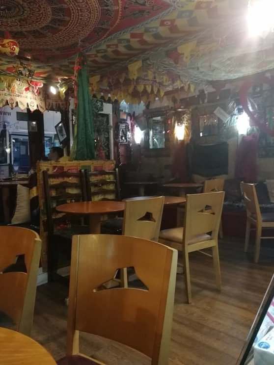 10 Momen Aneh dan Kocak di Restoran India, Bikin Takjub!