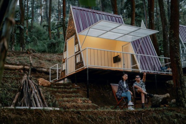 7 Tempat Glamping Fasilitas Lengkap di Mojokerto, Mulai Rp200 Ribu