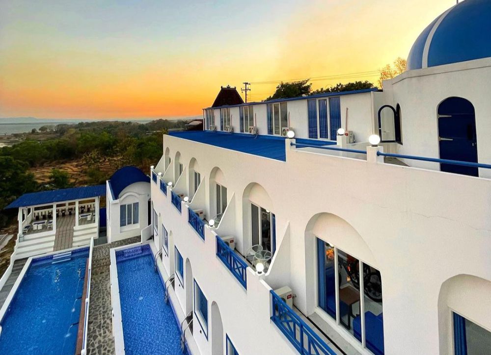 Golden Resort Wonogiri, Hotel dan Resto ala Santorini di Wonogiri