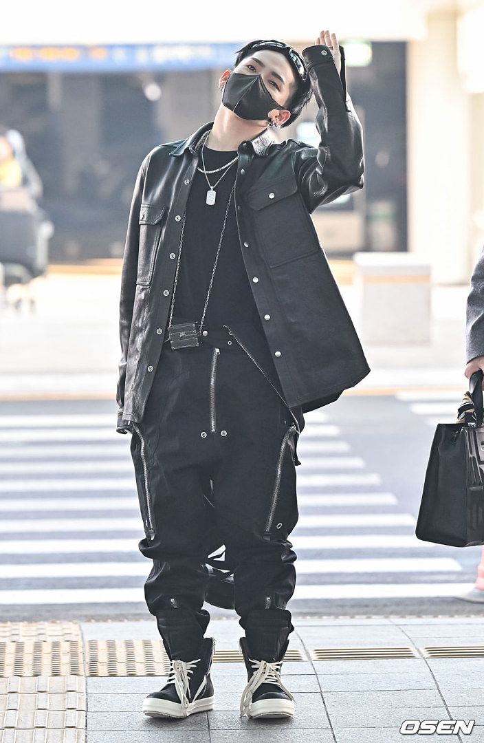 10 Ide Outfit ala Choi Hyunsuk TREASURE, Swag dan Hits Abis!