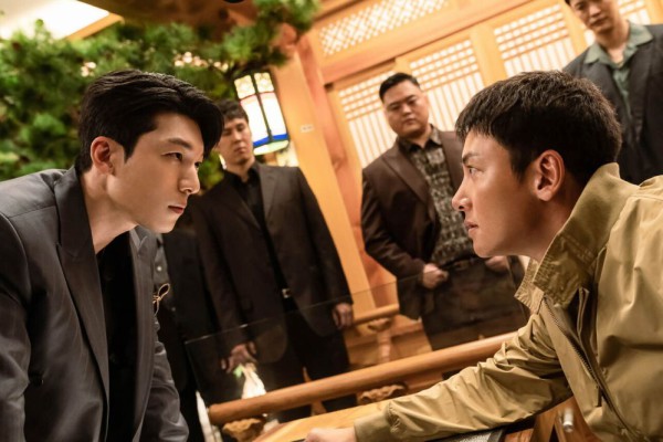 7 Cara Park Jun Mo Raih Kepercayaan Jung Ki Cheol di The Worst of Evil
