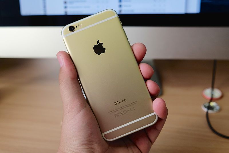 3 Alasan Apple Enggan Pindah dari Port Lightning untuk iPhone