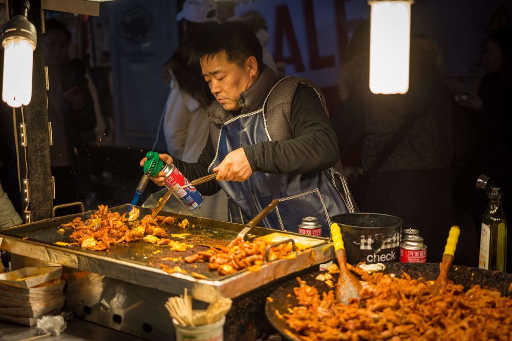 5 Alasan Kenapa Street Food Korea Sangat Populer dan Disukai