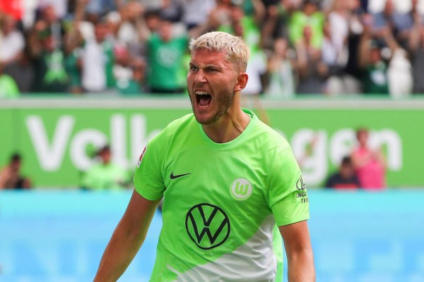 10 Potret Jonas Wind, Penyerang Tengah VfL Wolfsburg asal Denmark