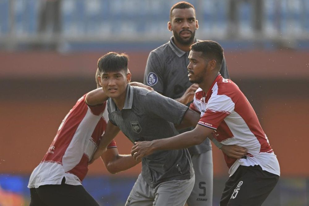 Catatan Jelang Laga Penentu Puncak Klasemen Madura United vs Borneo FC