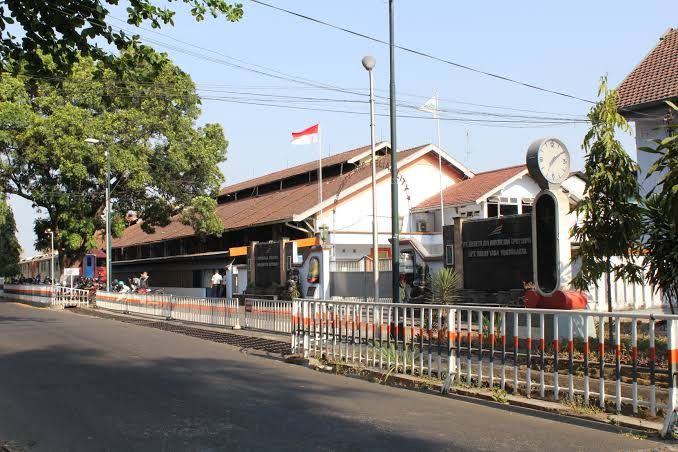 Sejarah Balai Yasa Pengok Yogyakarta, Bengkel Kereta Api Tertua