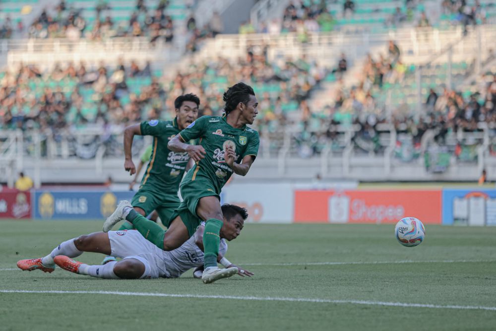 Serba-serbi Jelang Pertandingan Persebaya Vs Dewa United