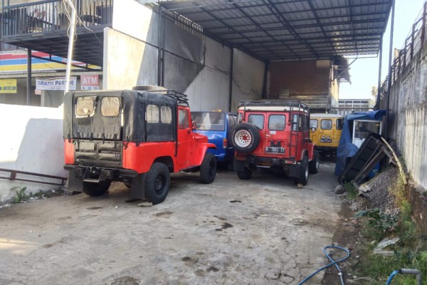 Bromo Tutup Total, Persewaan Mobil Jeep Nganggur