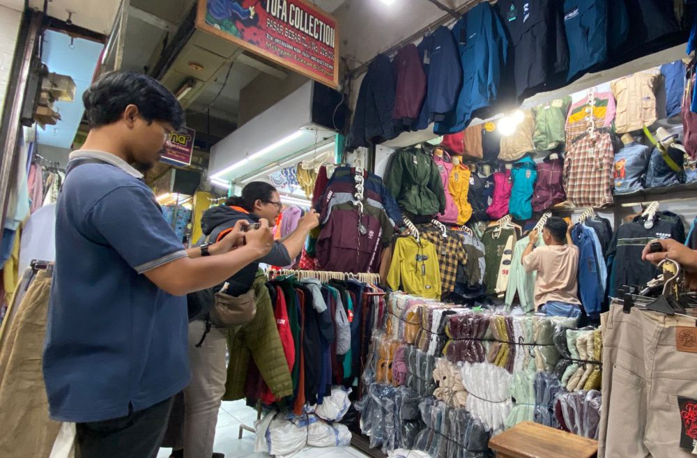 Kalah dari TikTok Live, Pedagang Pasar Besar Malang Makin Ditinggalkan