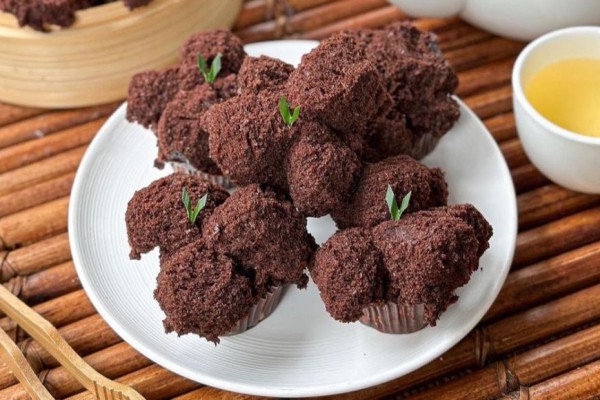 Resep Kue Mangkok Cokelat Sederhana, Dijamin Mekar