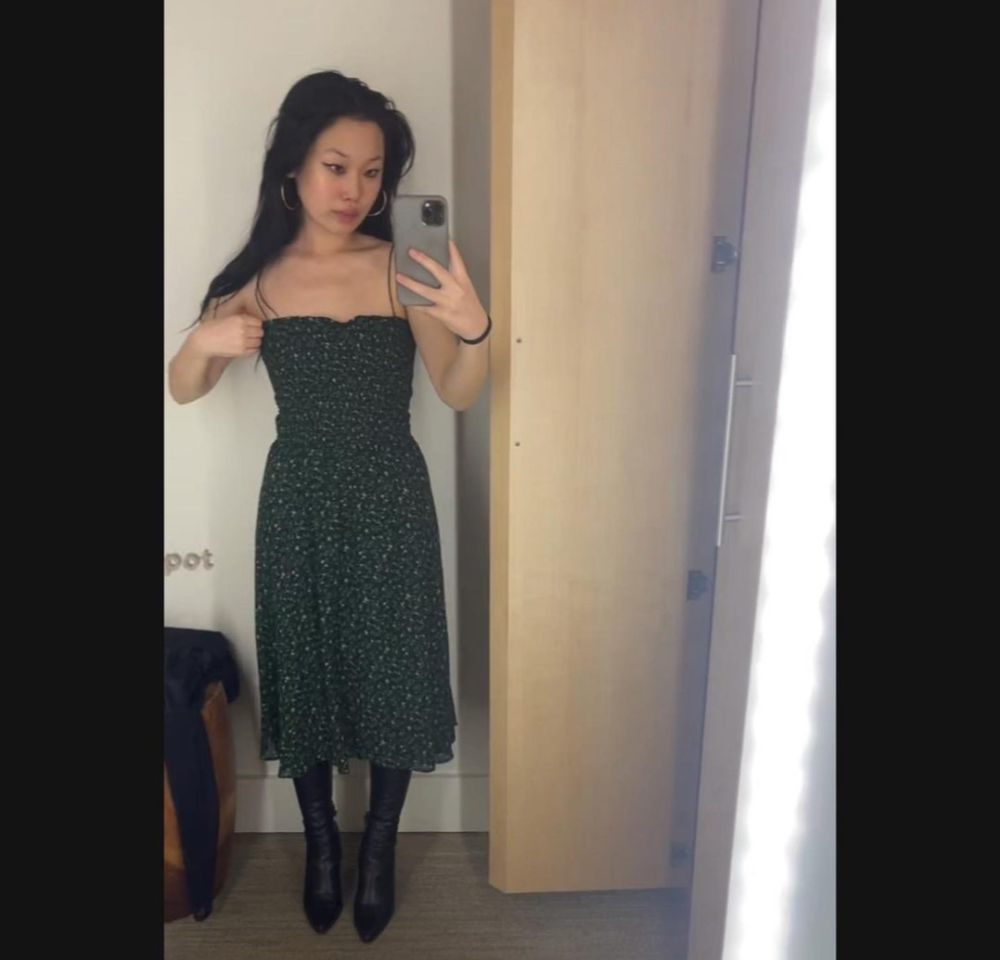 9 Inspirasi Outfit Estetik ala YouTuber Via Li, Menawan!