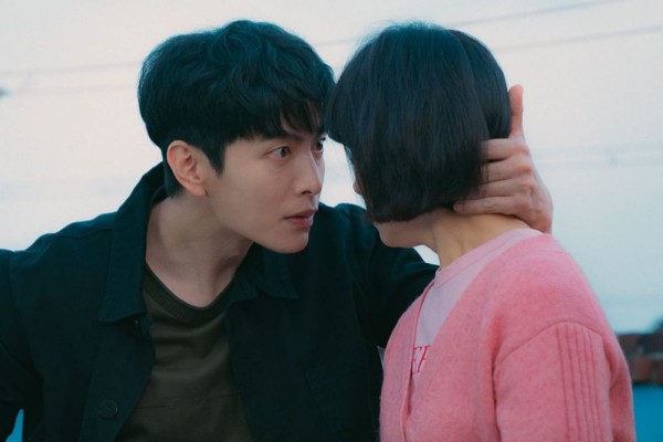 Kedekatan Ye Bun dan Jang Yeol di Behind Your Touch, akan Berlayar?
