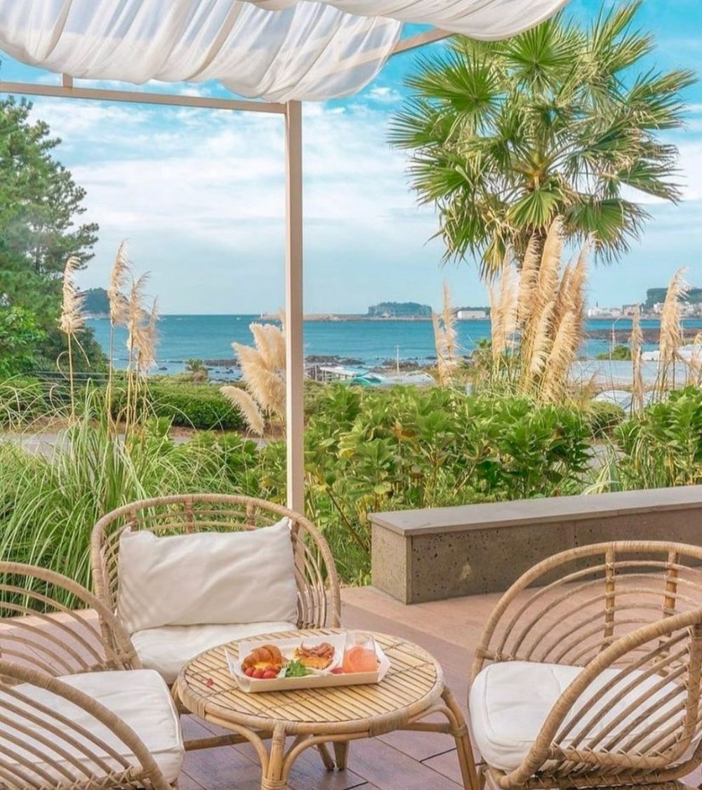 5 Rekomendasi Cafe Aesthetic di Pulau Jeju, Cocok Buat Chill and Relax