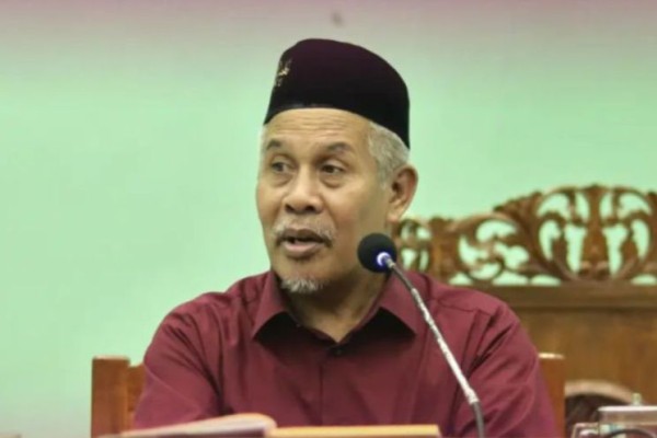 Marzuki Mustamar Umumkan Nasib Maju Pilgub Jatim di Detik-Detik Akhir