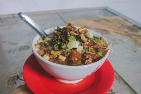 Warung Soto Tauco yang Legendaris di Tegal