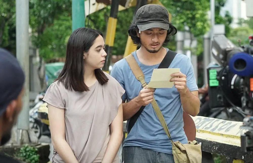 9 Aktor Berprofesi Pemusik di Film dan Series Indonesia