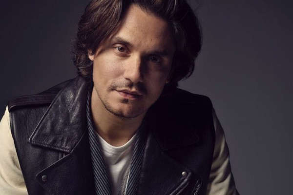 5 Tips Perawatan Wajah ala John Mayer, Bikin Awet Muda!